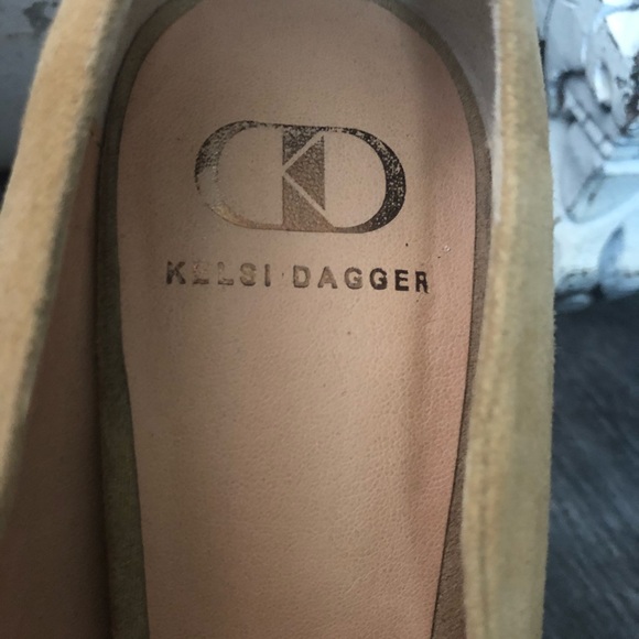 Kelsi Dagger - Picture 6 of 6